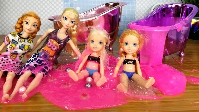 SLIME Bath ! Elsa and Anna toddlers – prank – fun – playdate – joke – party